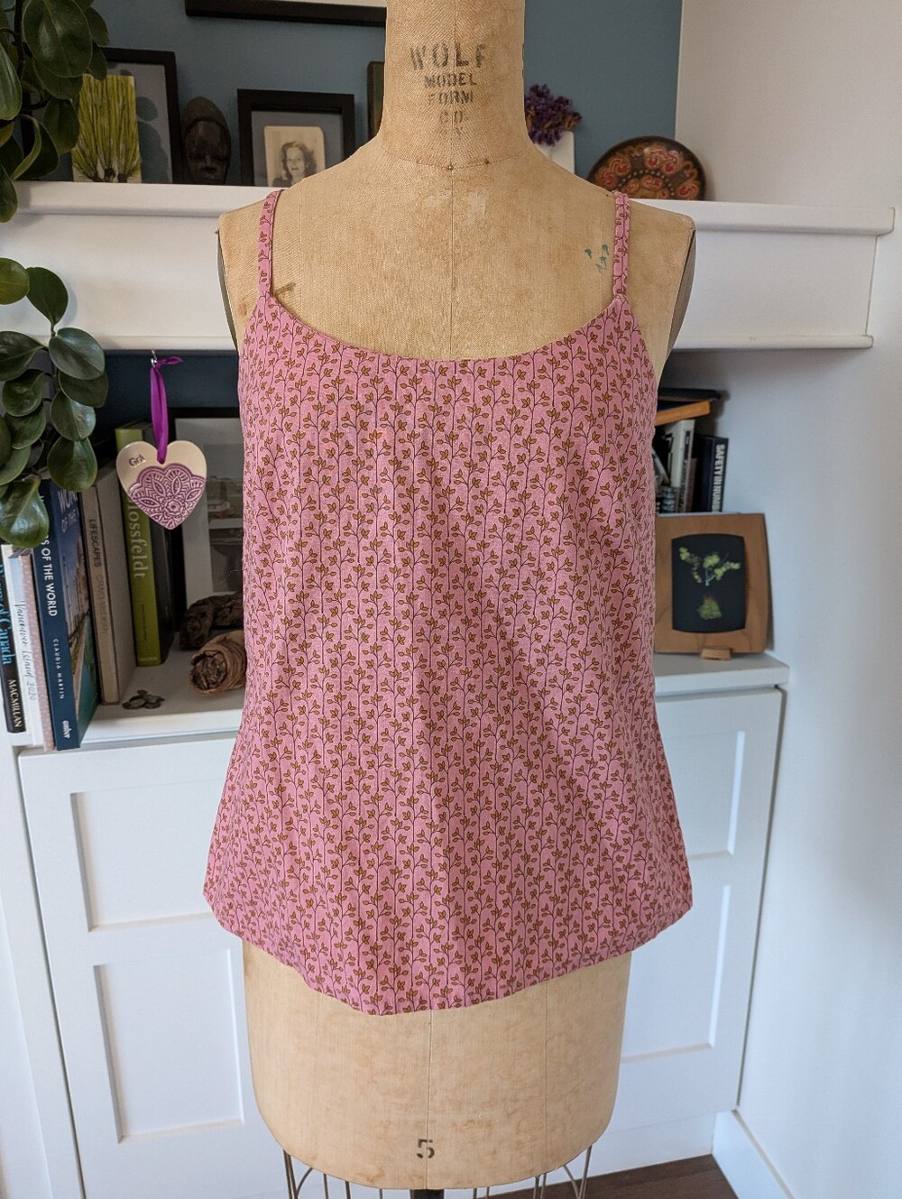 Women's Pink Floral Print Spaghetti Strap Tank Top